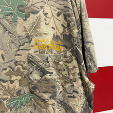 90s Janet & Charlie’s Lake Tavern Camo Shirt