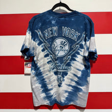 Early 2000s New York Yankees Shirt