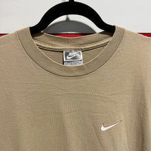 90s Nike Shirt