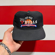 1992 Chicago Bulls NBA World Champs  Hat