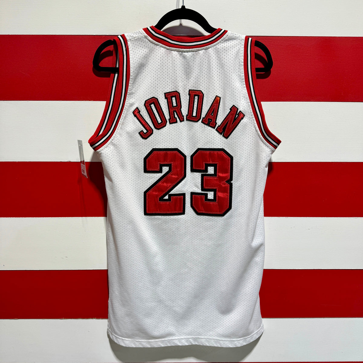 Early 2000s Michael Jordan Bulls Jersey – Naptown Thrift