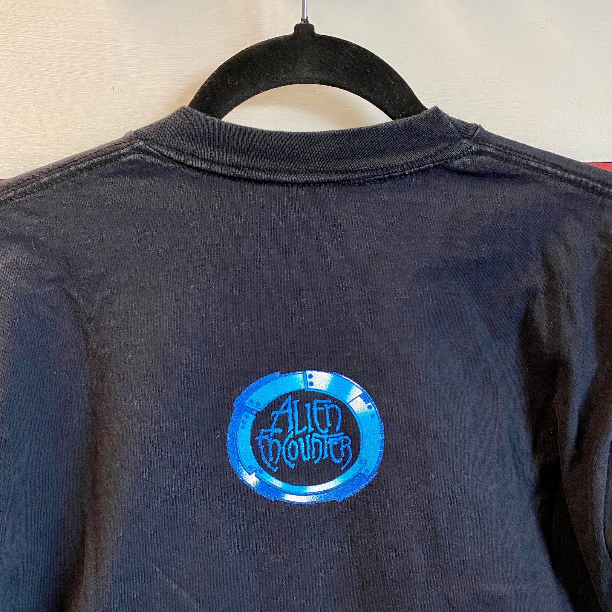 90s Disney Alien Encounter Shirt – Naptown Thrift